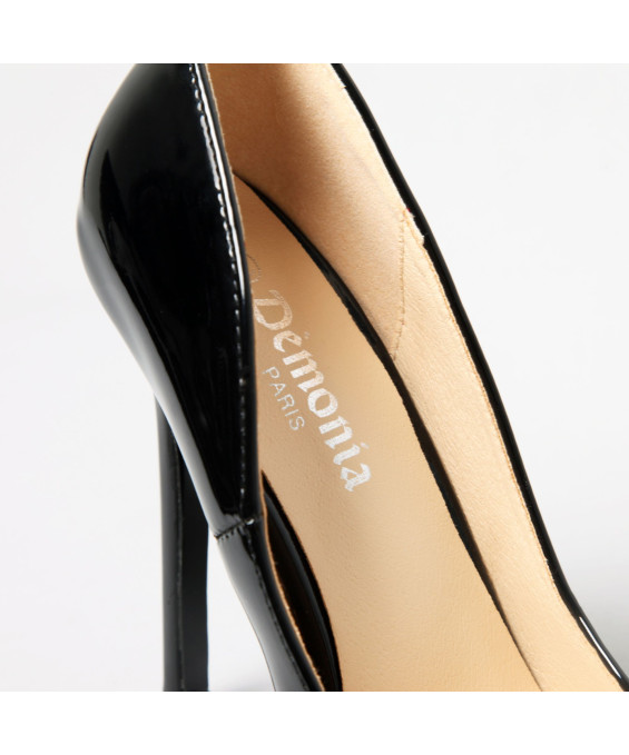 ESCARPINS VINYLE NOIR OU ROUGE