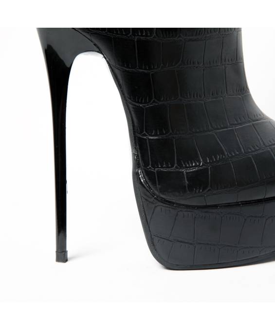 Goth XII