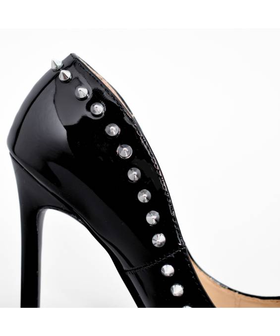 ESCARPIN VINYLE NOIR CLOUTÉ TALON NOIR
