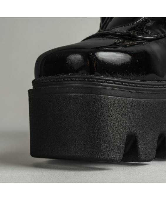 DRAKO-BOTTINES VINYLE BOUCLES MÉTAL