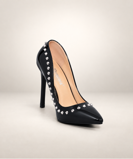 ESCARPIN VINYLE NOIR CLOUTÉ TALON NOIR